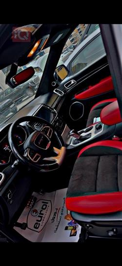 جیپ گراند شیرۆکی